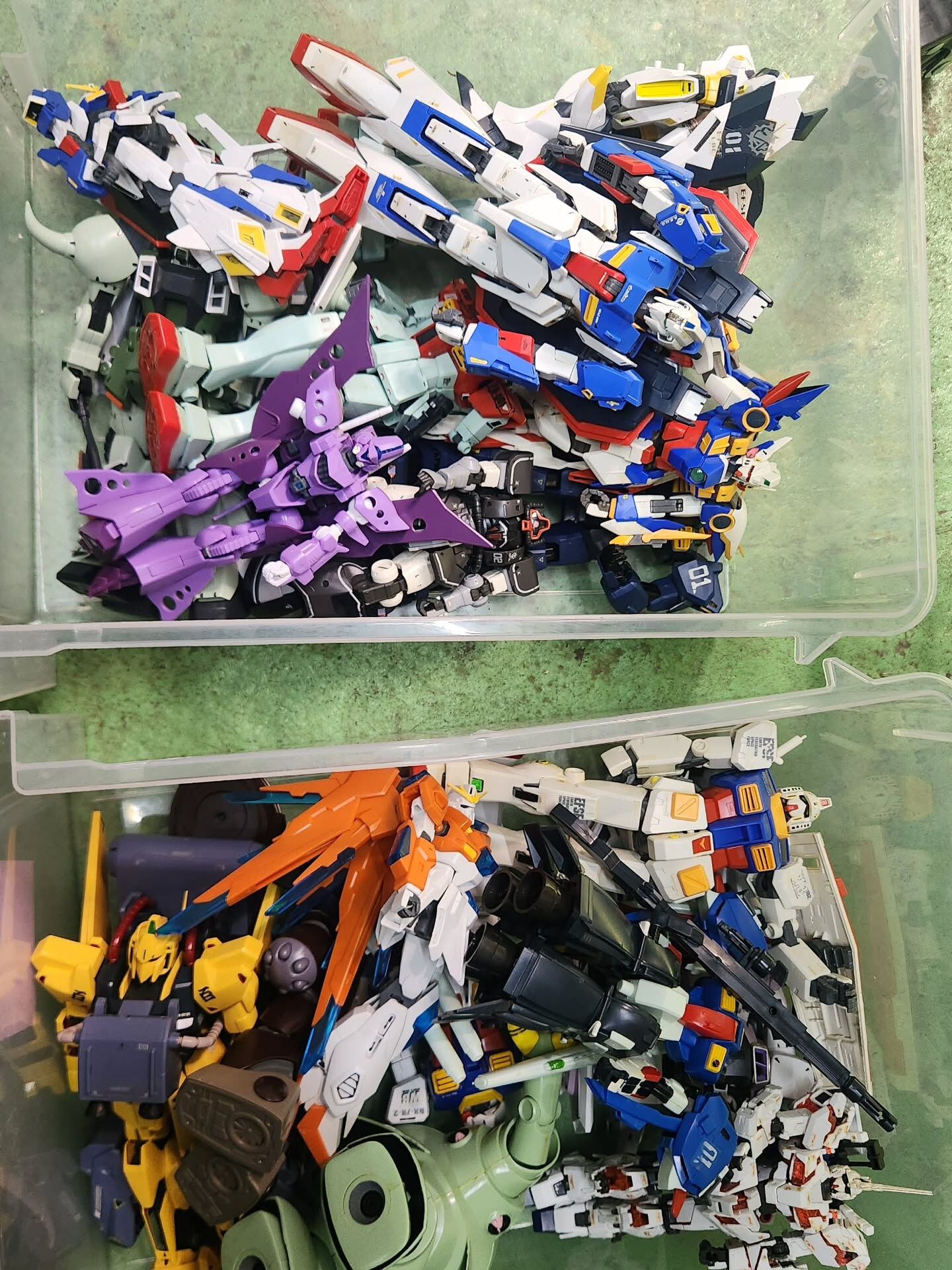 組み立て済ですがガンプラも大量です‼️