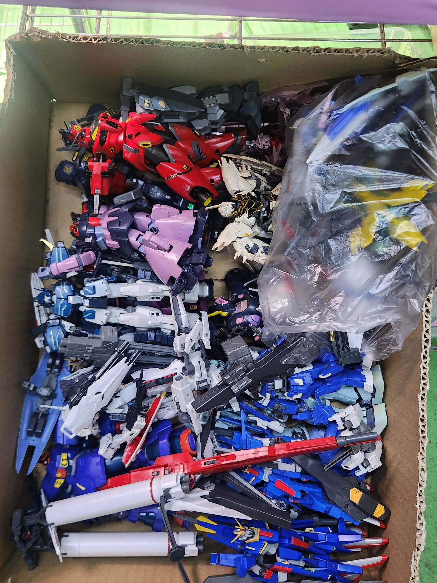 組み立て済ですがガンプラも大量です‼️