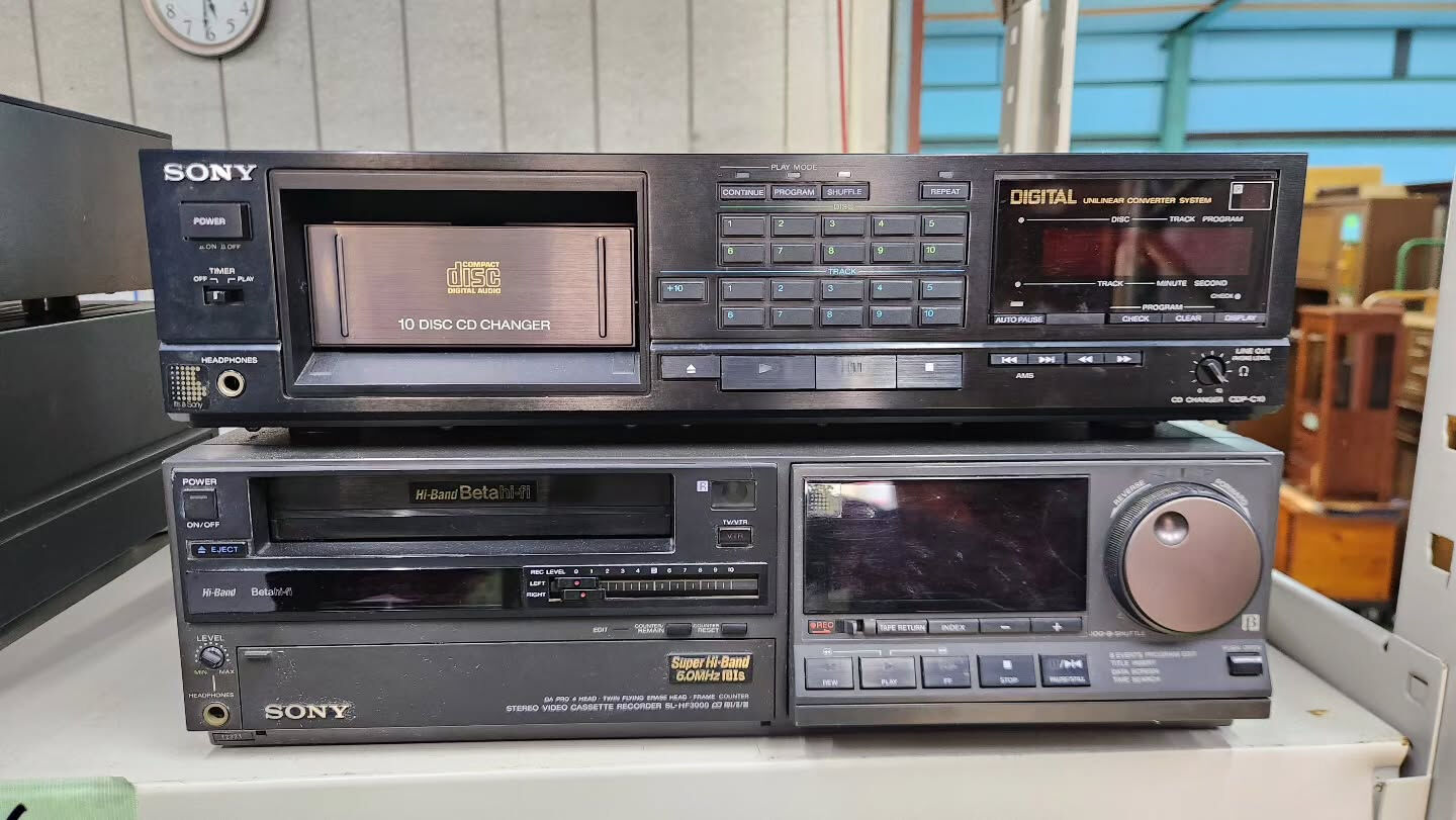最近はオーディオ機器も定番ですね✨
