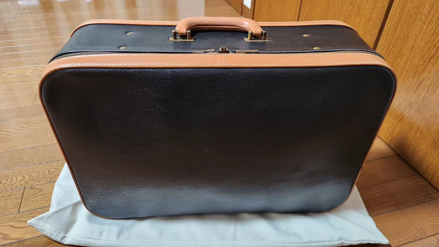 遅くなりすぎですが、明日の出品です✨